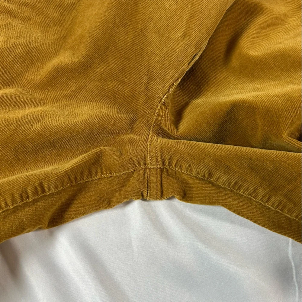 J.‎ Crew Women’s Golden Mustard Corduroy Flat Front Pants, size 30